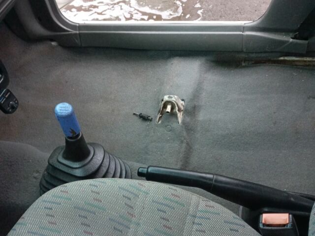 Білий Сеат Inca, об'ємом двигуна 2 л та пробігом 87 тис. км за 2273 $, фото 13 на Automoto.ua