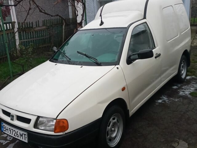 Белый Сеат Инка, объемом двигателя 2 л и пробегом 257 тыс. км за 2365 $, фото 1 на Automoto.ua