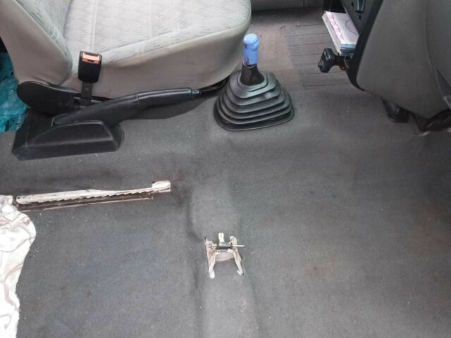 Білий Сеат Inca, об'ємом двигуна 2 л та пробігом 87 тис. км за 2273 $, фото 6 на Automoto.ua