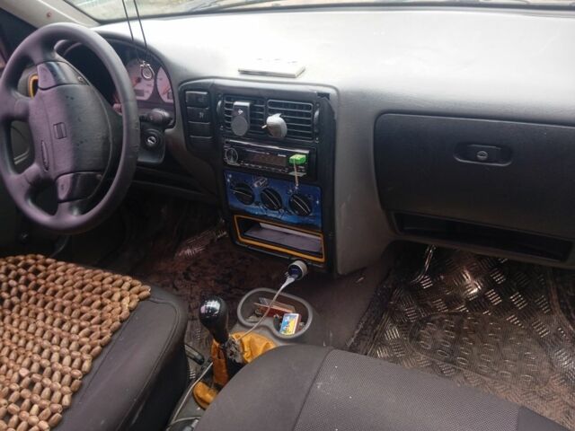 Белый Сеат Инка, объемом двигателя 1.9 л и пробегом 140 тыс. км за 1000 $, фото 1 на Automoto.ua