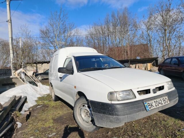 Белый Сеат Инка, объемом двигателя 1.9 л и пробегом 195 тыс. км за 1999 $, фото 1 на Automoto.ua