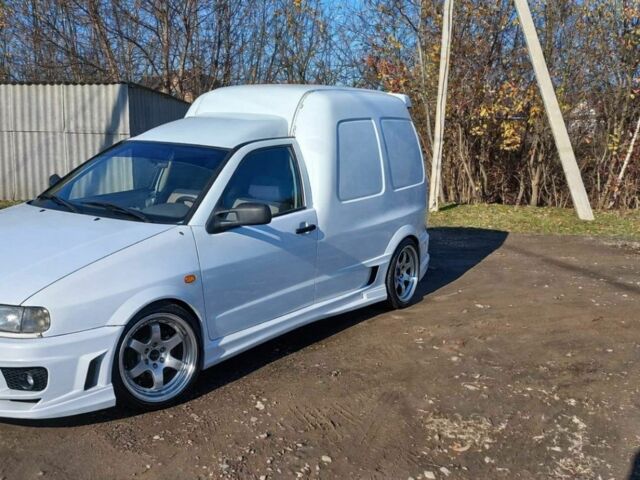 Белый Сеат Инка, объемом двигателя 1.9 л и пробегом 195 тыс. км за 1999 $, фото 4 на Automoto.ua