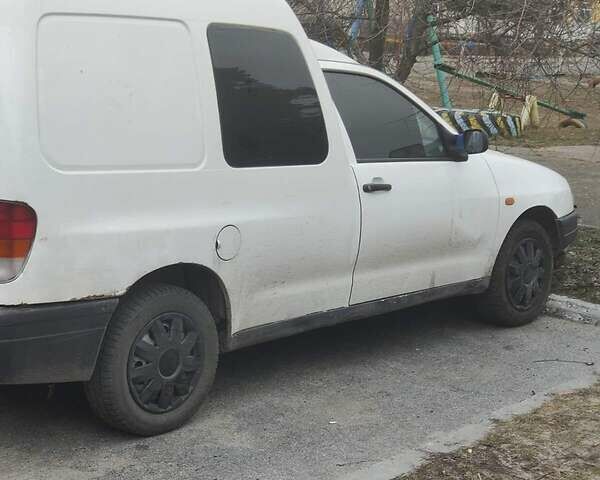 Білий Сеат Inca, об'ємом двигуна 1.4 л та пробігом 179 тис. км за 1400 $, фото 3 на Automoto.ua