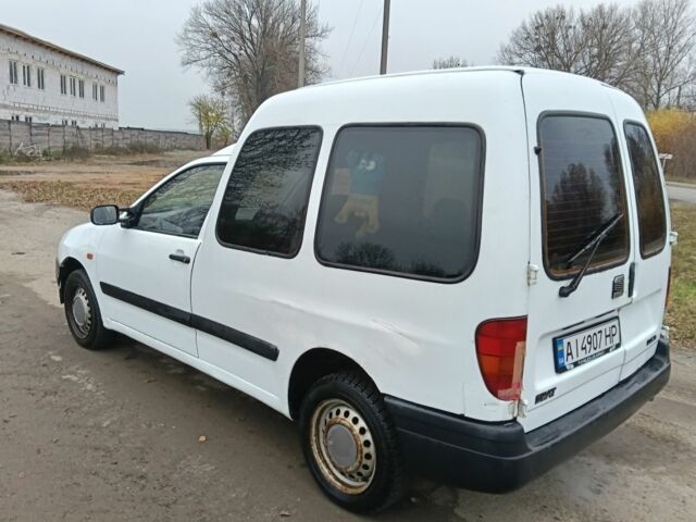 Белый Сеат Инка, объемом двигателя 1.4 л и пробегом 200 тыс. км за 1300 $, фото 3 на Automoto.ua