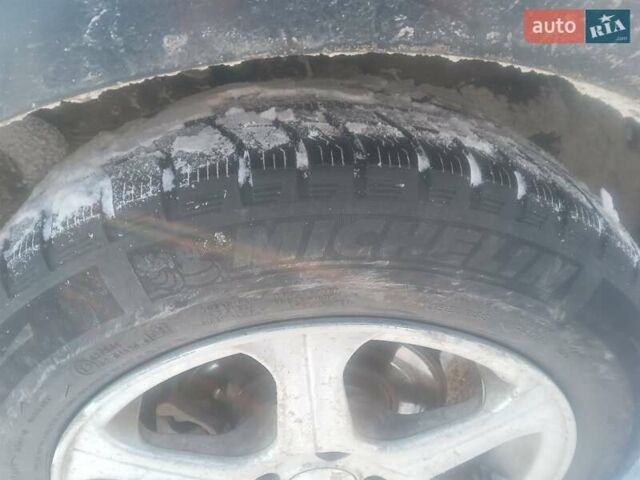 Черный Сеат Инка, объемом двигателя 1.9 л и пробегом 200 тыс. км за 1500 $, фото 4 на Automoto.ua