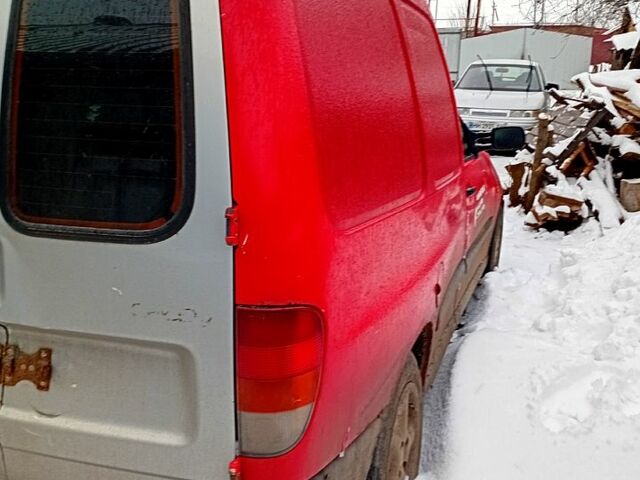 Красный Сеат Инка, объемом двигателя 1.6 л и пробегом 222 тыс. км за 1200 $, фото 1 на Automoto.ua