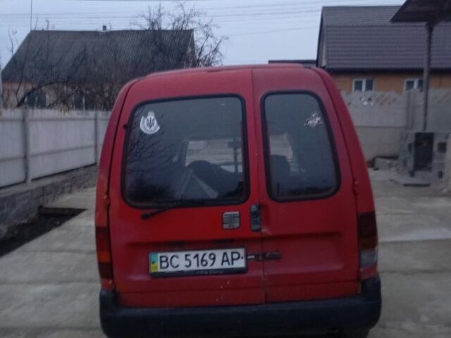 Красный Сеат Инка, объемом двигателя 1.9 л и пробегом 289 тыс. км за 945 $, фото 1 на Automoto.ua