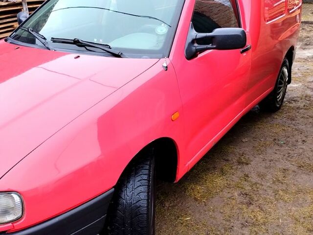 Красный Сеат Инка, объемом двигателя 1.9 л и пробегом 100 тыс. км за 2100 $, фото 2 на Automoto.ua