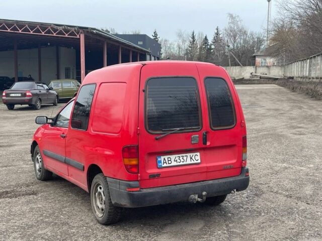 Красный Сеат Инка, объемом двигателя 1.6 л и пробегом 185 тыс. км за 800 $, фото 1 на Automoto.ua