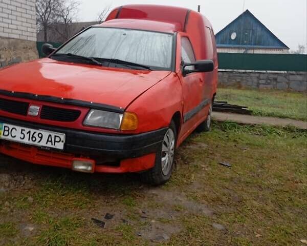 Червоний Сеат Inca, об'ємом двигуна 1.9 л та пробігом 289 тис. км за 1250 $, фото 2 на Automoto.ua