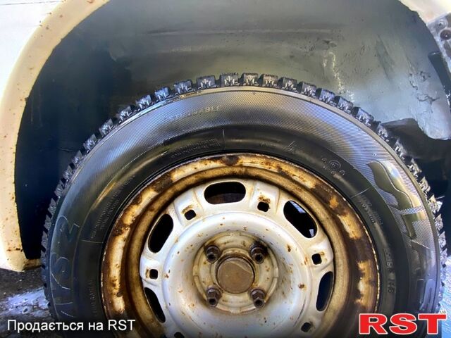 Сеат Инка, объемом двигателя 1.9 л и пробегом 400 тыс. км за 1700 $, фото 6 на Automoto.ua