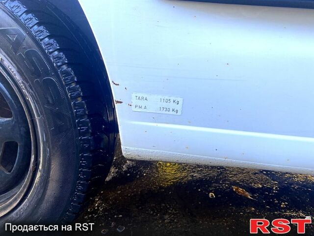 Сеат Инка, объемом двигателя 1.9 л и пробегом 400 тыс. км за 1700 $, фото 3 на Automoto.ua