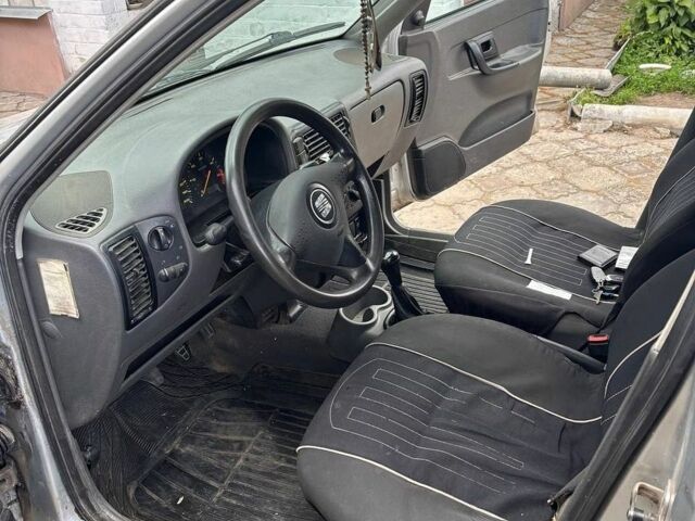 Сірий Сеат Inca, об'ємом двигуна 1.9 л та пробігом 294 тис. км за 1850 $, фото 14 на Automoto.ua