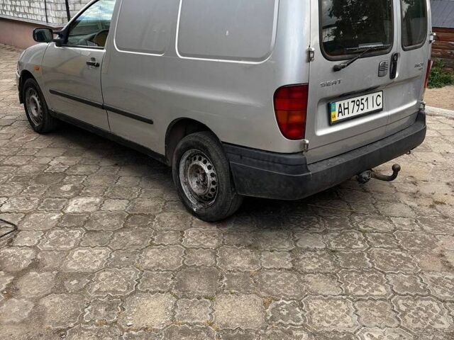 Сірий Сеат Inca, об'ємом двигуна 1.9 л та пробігом 294 тис. км за 1850 $, фото 7 на Automoto.ua