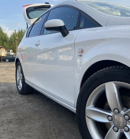 Білий Сеат Leon, об'ємом двигуна 2 л та пробігом 242 тис. км за 5900 $, фото 17 на Automoto.ua