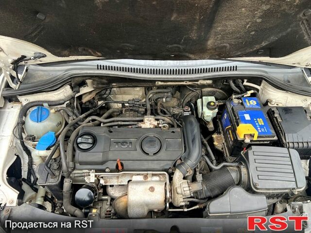 Білий Сеат Leon, об'ємом двигуна 1.4 л та пробігом 198 тис. км за 6400 $, фото 8 на Automoto.ua