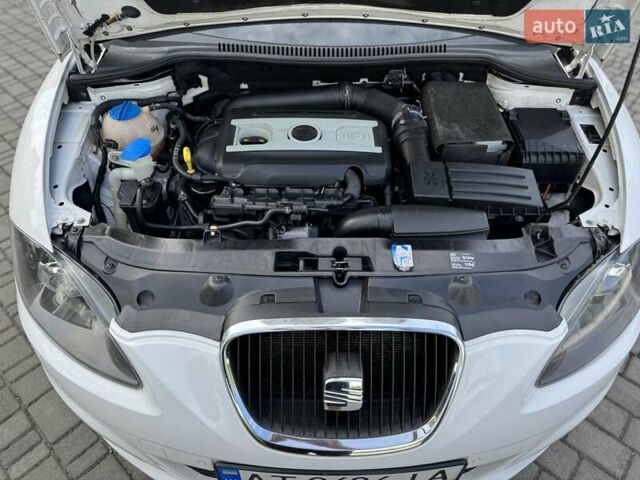 Білий Сеат Leon, об'ємом двигуна 1.8 л та пробігом 196 тис. км за 7999 $, фото 50 на Automoto.ua