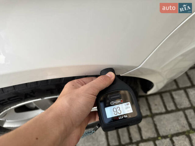 Білий Сеат Leon, об'ємом двигуна 1.8 л та пробігом 196 тис. км за 7999 $, фото 74 на Automoto.ua