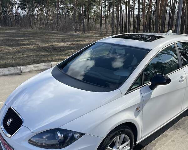 Білий Сеат Leon, об'ємом двигуна 1.8 л та пробігом 192 тис. км за 8400 $, фото 8 на Automoto.ua