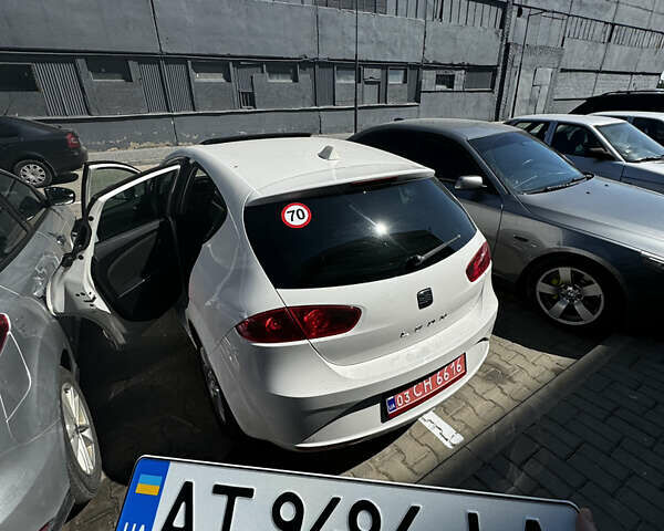Білий Сеат Leon, об'ємом двигуна 1.8 л та пробігом 196 тис. км за 7399 $, фото 74 на Automoto.ua