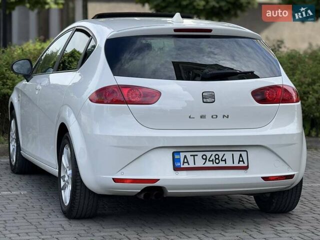 Білий Сеат Leon, об'ємом двигуна 1.8 л та пробігом 196 тис. км за 7999 $, фото 11 на Automoto.ua