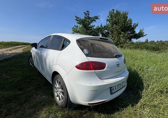 Білий Сеат Leon, об'ємом двигуна 1.6 л та пробігом 198 тис. км за 7200 $, фото 7 на Automoto.ua