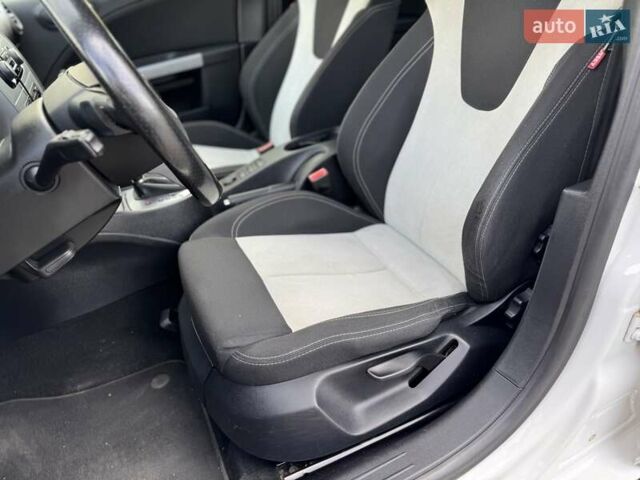 Білий Сеат Leon, об'ємом двигуна 1.8 л та пробігом 196 тис. км за 7999 $, фото 25 на Automoto.ua