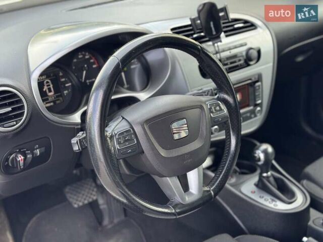 Білий Сеат Leon, об'ємом двигуна 1.8 л та пробігом 196 тис. км за 7999 $, фото 28 на Automoto.ua