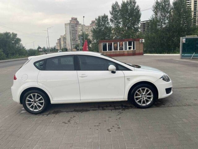 Белый Сеат Леон, объемом двигателя 1.4 л и пробегом 219 тыс. км за 5100 $, фото 5 на Automoto.ua