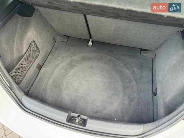 Білий Сеат Leon, об'ємом двигуна 1.8 л та пробігом 196 тис. км за 7999 $, фото 48 на Automoto.ua