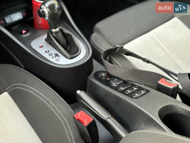 Білий Сеат Leon, об'ємом двигуна 1.8 л та пробігом 196 тис. км за 7399 $, фото 39 на Automoto.ua