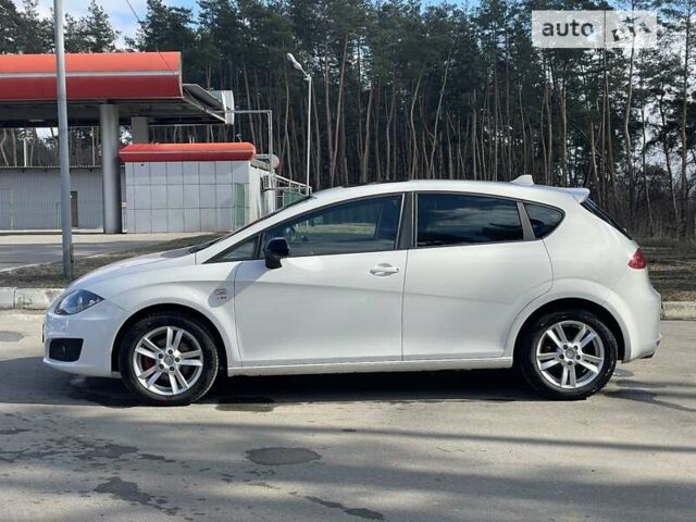 Білий Сеат Leon, об'ємом двигуна 1.8 л та пробігом 192 тис. км за 8400 $, фото 3 на Automoto.ua