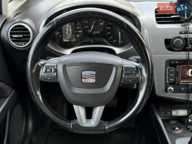 Білий Сеат Leon, об'ємом двигуна 1.8 л та пробігом 196 тис. км за 7999 $, фото 34 на Automoto.ua
