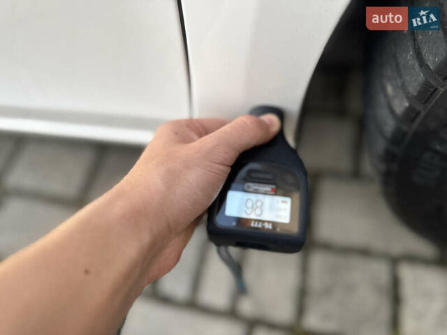 Білий Сеат Leon, об'ємом двигуна 1.8 л та пробігом 196 тис. км за 7999 $, фото 75 на Automoto.ua