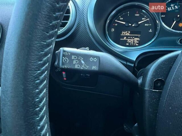 Белый Сеат Леон, объемом двигателя 1.39 л и пробегом 153 тыс. км за 5190 $, фото 13 на Automoto.ua