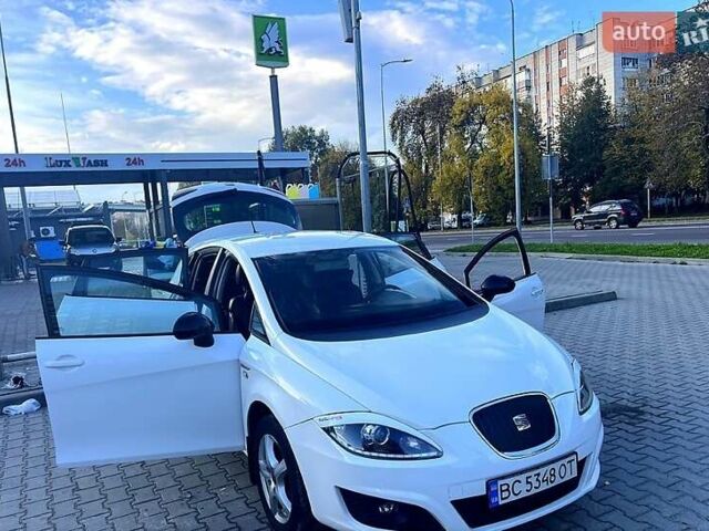 Белый Сеат Леон, объемом двигателя 1.6 л и пробегом 333 тыс. км за 6150 $, фото 9 на Automoto.ua