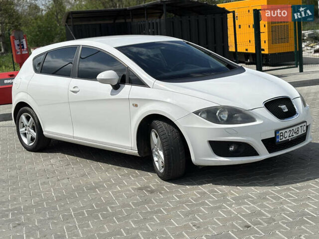 Белый Сеат Леон, объемом двигателя 1.39 л и пробегом 250 тыс. км за 5400 $, фото 18 на Automoto.ua