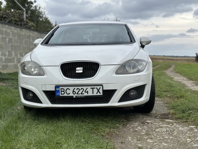 Білий Сеат Leon, об'ємом двигуна 1.4 л та пробігом 255 тис. км за 5300 $, фото 5 на Automoto.ua