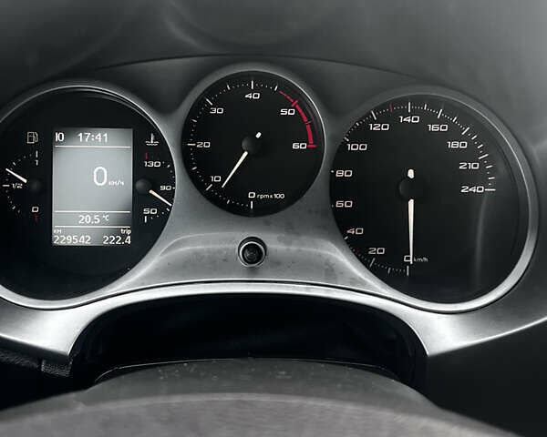 Білий Сеат Leon, об'ємом двигуна 1.6 л та пробігом 230 тис. км за 6650 $, фото 7 на Automoto.ua