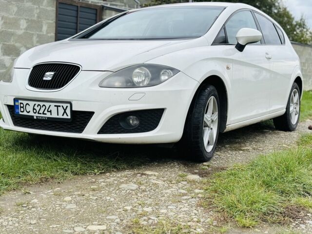 Білий Сеат Leon, об'ємом двигуна 1.4 л та пробігом 255 тис. км за 5300 $, фото 6 на Automoto.ua