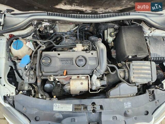 Белый Сеат Леон, объемом двигателя 1.39 л и пробегом 209 тыс. км за 4699 $, фото 22 на Automoto.ua