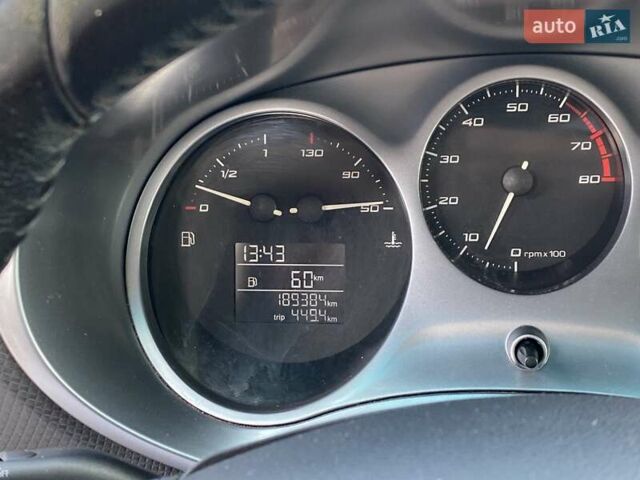 Белый Сеат Леон, объемом двигателя 1.39 л и пробегом 189 тыс. км за 5300 $, фото 6 на Automoto.ua