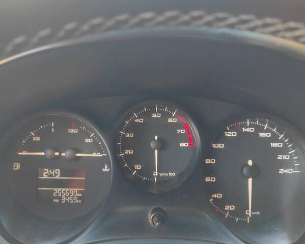 Білий Сеат Leon, об'ємом двигуна 1.39 л та пробігом 255 тис. км за 5800 $, фото 23 на Automoto.ua