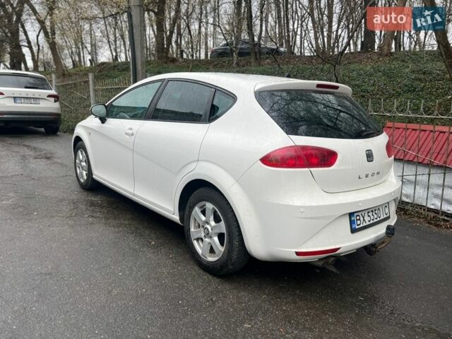 Белый Сеат Леон, объемом двигателя 1.4 л и пробегом 236 тыс. км за 6300 $, фото 2 на Automoto.ua