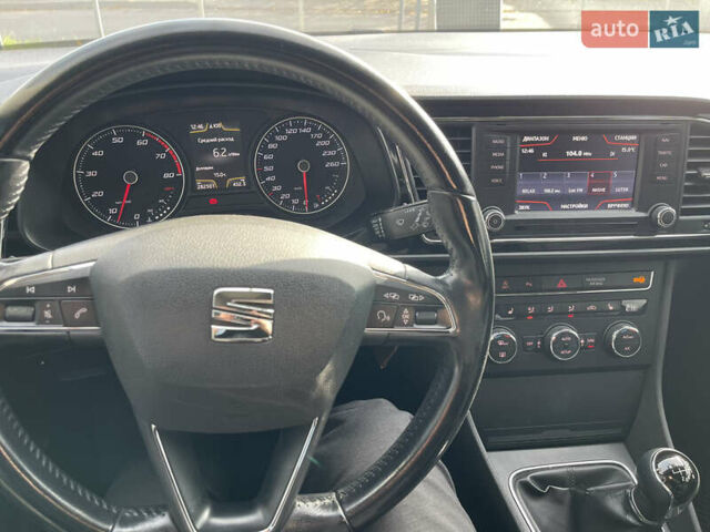 Сеат Леон 2012 в Луцке на Automoto.ua Белый Сеат Леон, объемом двигателя 1.4 л и пробегом 282 тыс. км за 7500 $, фото 6 на Automoto.ua