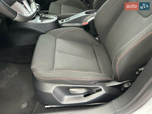 Белый Сеат Леон, объемом двигателя 1.8 л и пробегом 153 тыс. км за 9000 $, фото 21 на Automoto.ua