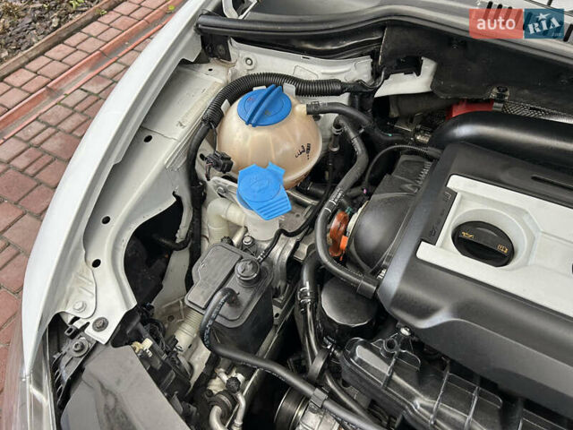 Белый Сеат Леон, объемом двигателя 1.8 л и пробегом 153 тыс. км за 9000 $, фото 68 на Automoto.ua