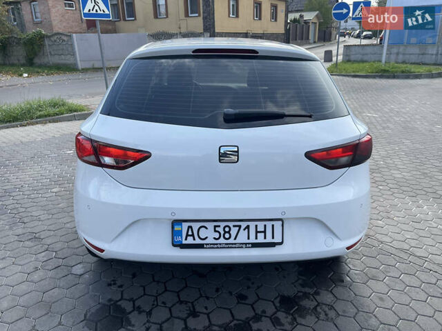 Сеат Леон 2012 в Луцке на Automoto.ua Белый Сеат Леон, объемом двигателя 1.4 л и пробегом 282 тыс. км за 7500 $, фото 5 на Automoto.ua