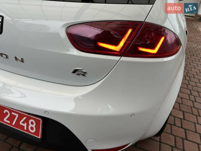 Белый Сеат Леон, объемом двигателя 1.8 л и пробегом 153 тыс. км за 9000 $, фото 17 на Automoto.ua