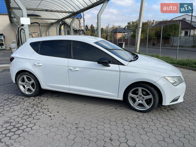 Сеат Леон 2012 в Луцке на Automoto.ua Белый Сеат Леон, объемом двигателя 1.4 л и пробегом 282 тыс. км за 7500 $, фото 3 на Automoto.ua